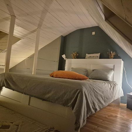 Studio Au Centre De Chimay, Arrivee Autonome מראה חיצוני תמונה