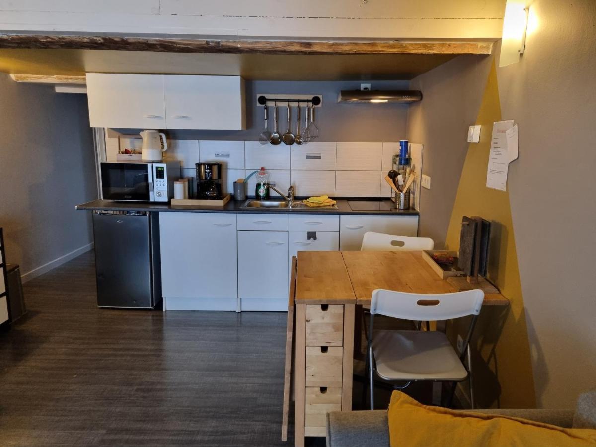 Studio Au Centre De Chimay, Arrivee Autonome מראה חיצוני תמונה